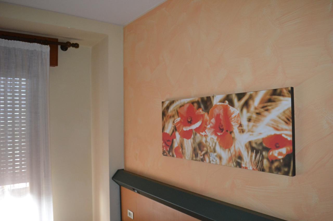 โฮเต็ล สเมอร์ราลโด Hotel เบรนโซเน ซูล การ์ดา ภายนอก รูปภาพ
